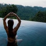 How to Attract an Aquarius Woman